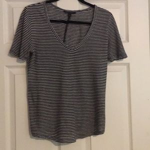 Short sleeve striped tee